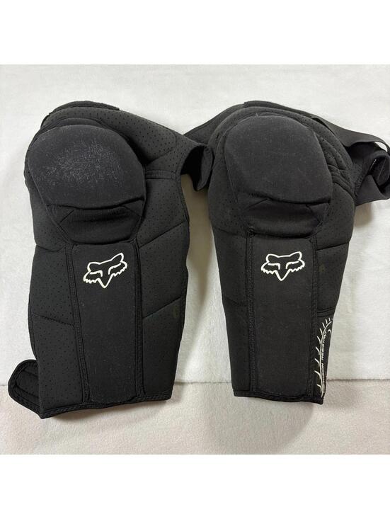 Fox Other - Fox Racing Launch Pro Knee Shin Guards MTB BMX Black Size S/M Fits